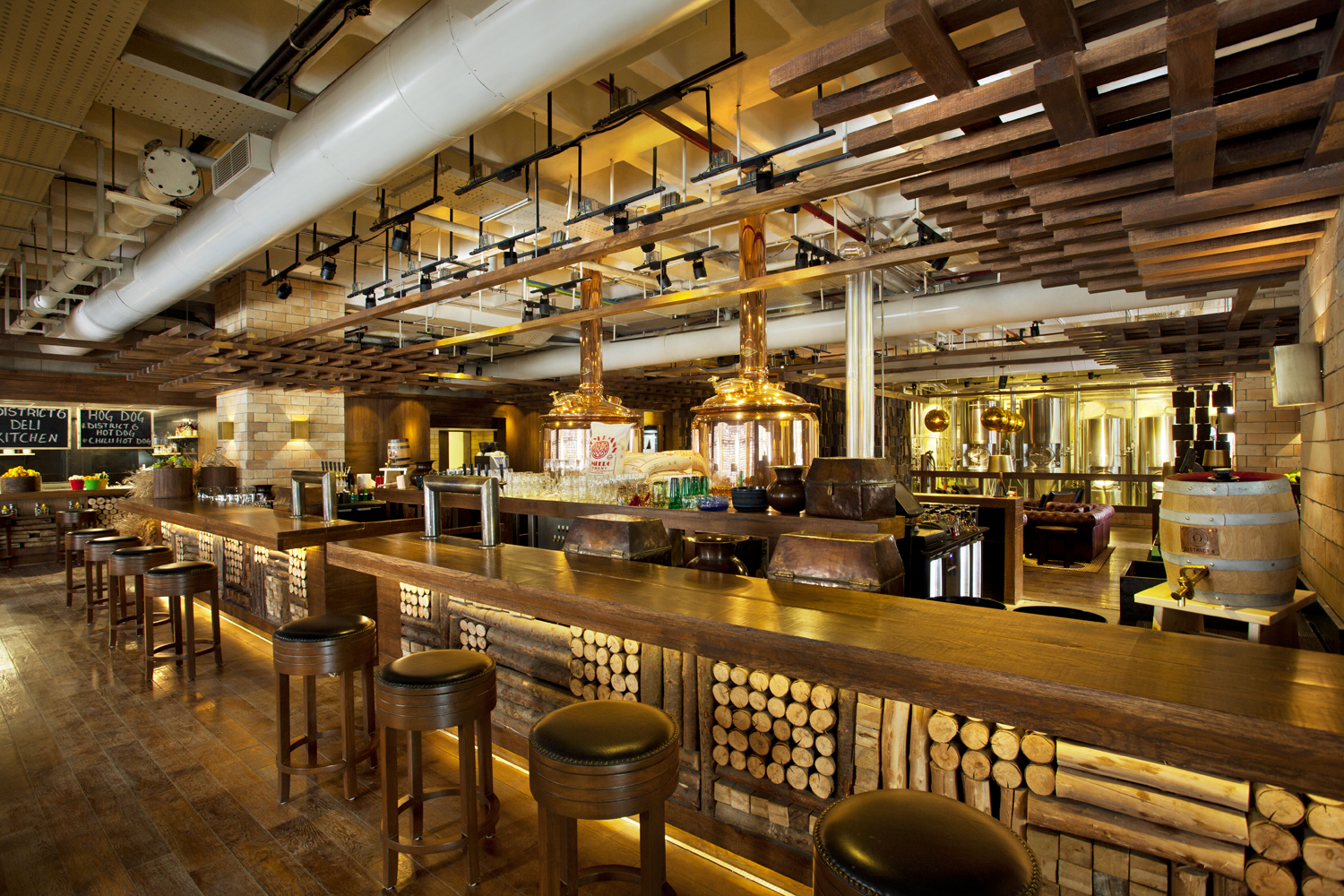 District 6 Pub Brewery and Kitchen